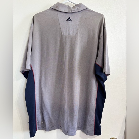 🎉4/30$🎉 Adidas Grey and Navy Athletic Polo Shirt 🔺 - Picture 4 of 5